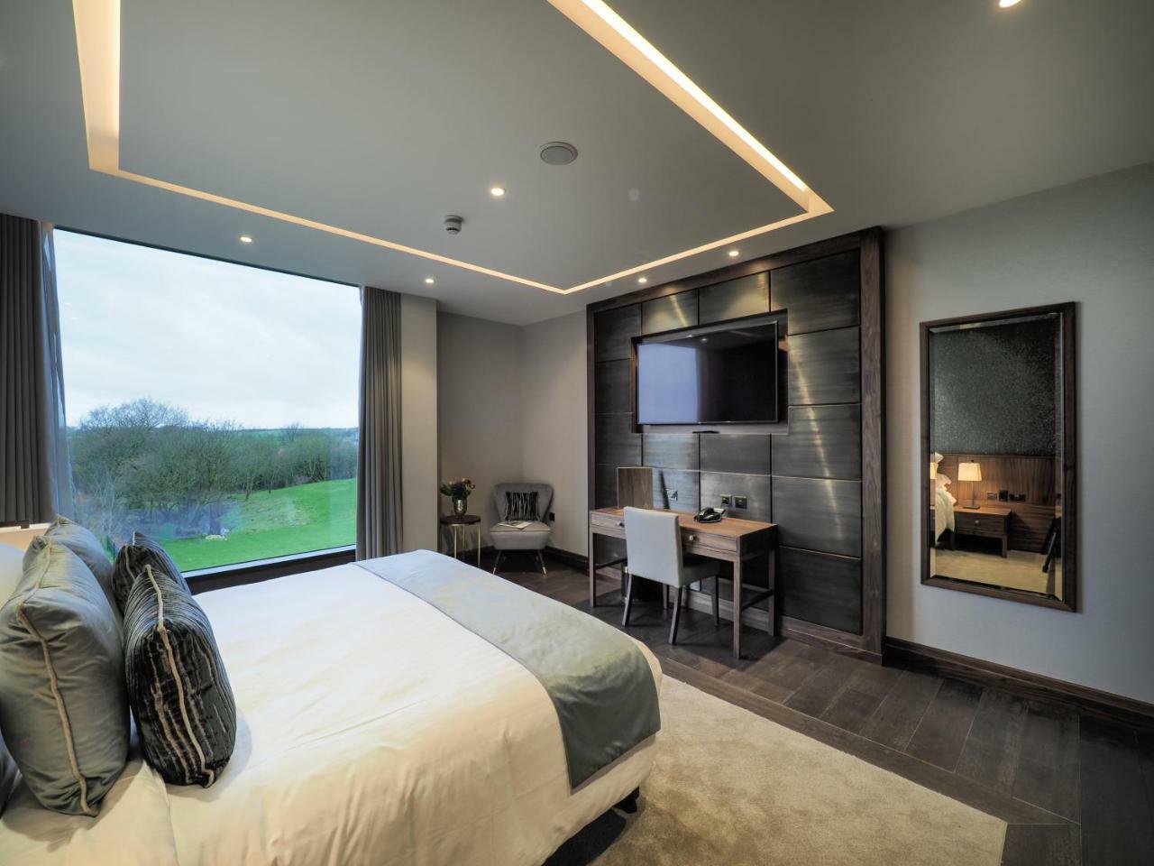 The Hotel At Mill Farm Kirkham  Exterior photo